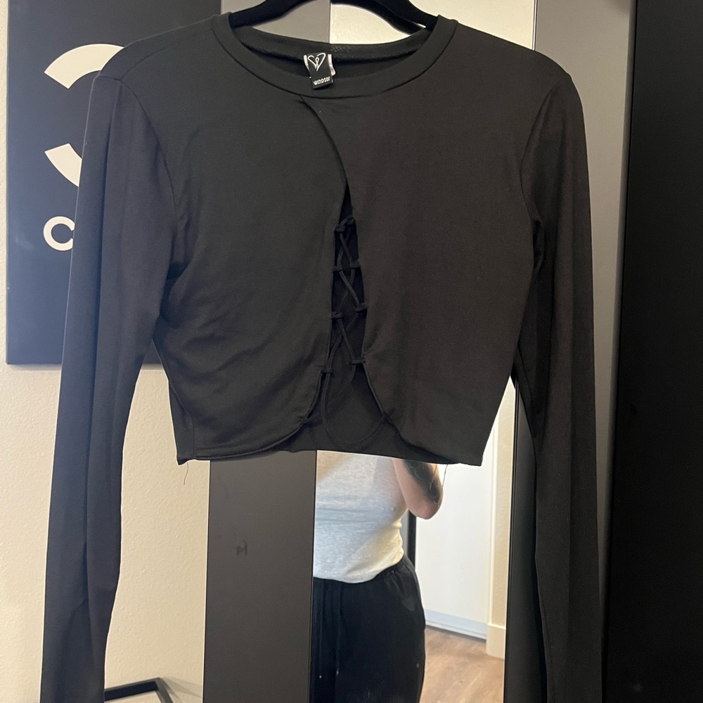 Windsor Black Lace-Up Long Sleeve Crop Top